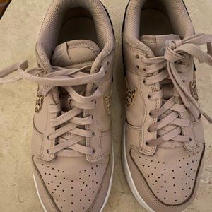 Women’s Nike Dunk Low SE “Primal Pink 7.5